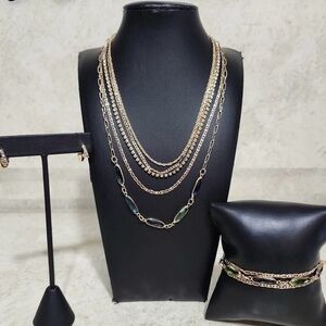 Chic Gold and Green Necklace Set